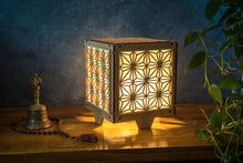 Load image into Gallery viewer, Kakuasa 2 Medium Table Lamp